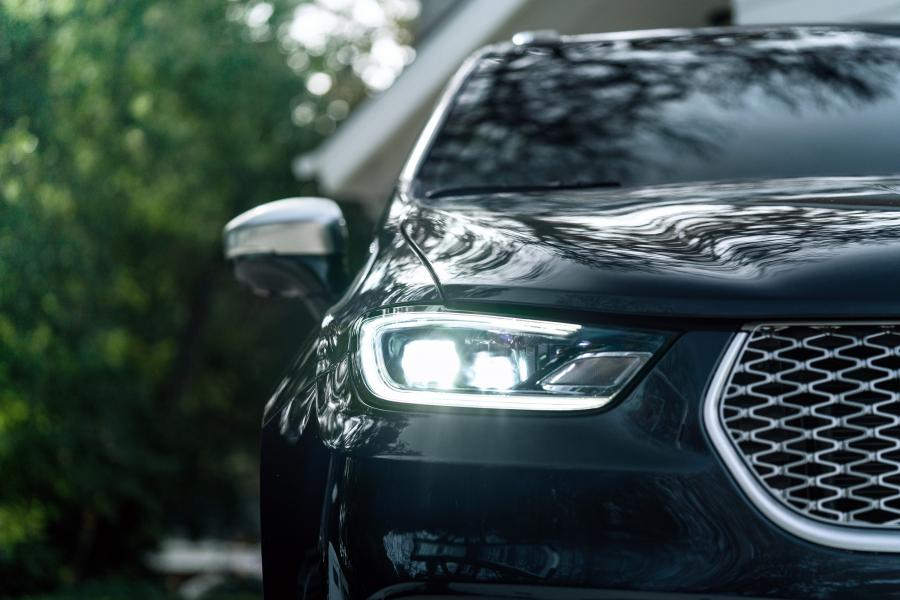 Детали экстерьера Chrysler Pacifica Pinnacle AWD (RU) 2020 года  (фото 23 из 82)